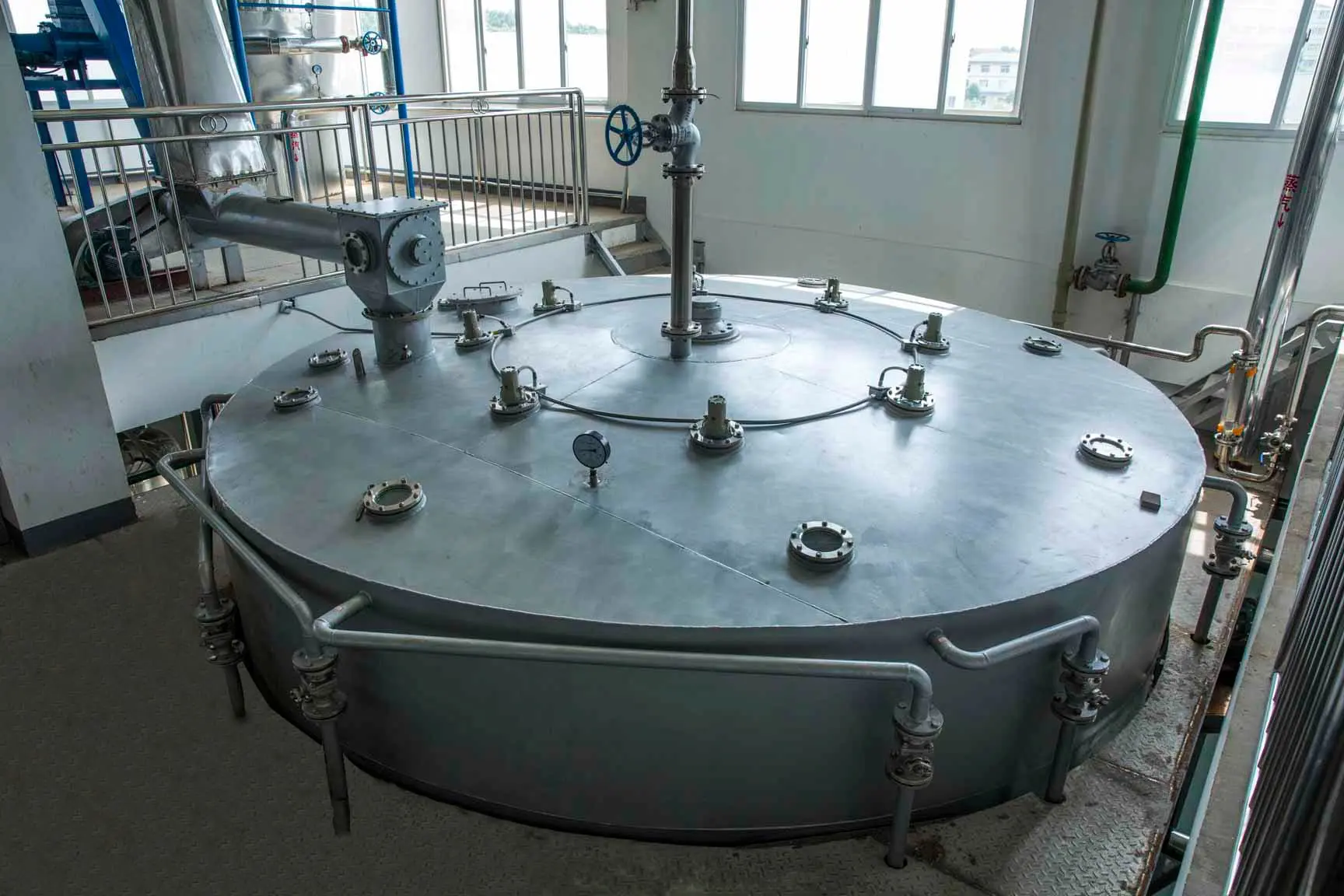 Modern Manufacturing Facilities Modern Manufacturing Facilities